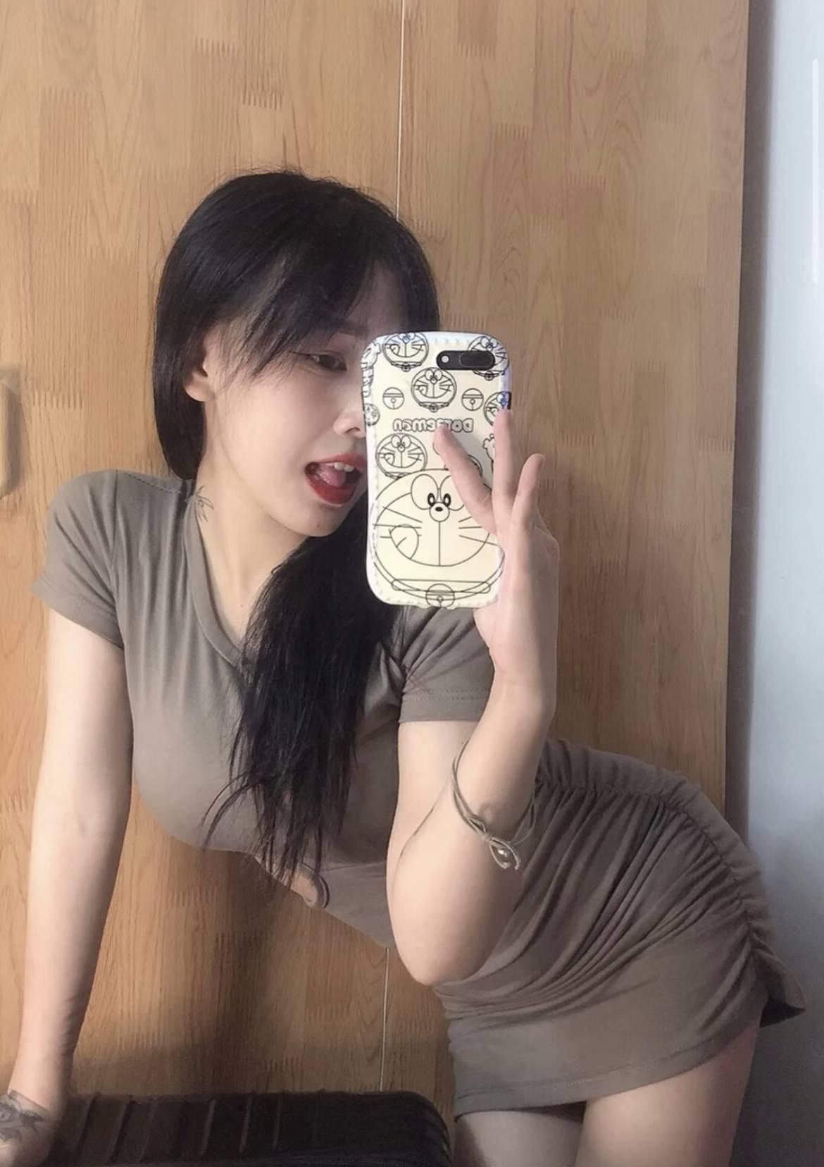 深圳市福田区刚下海，清纯小妹妹