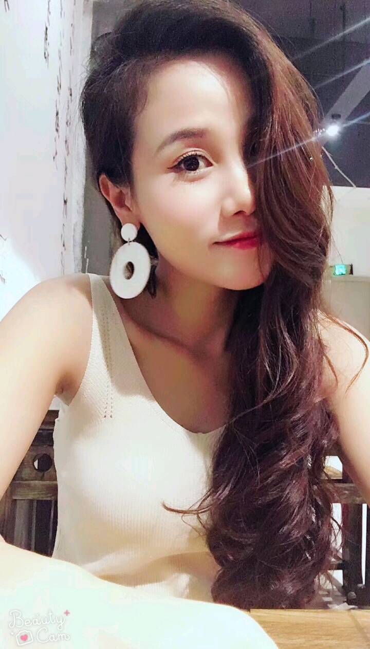 罗湖上课好老师  身材火辣